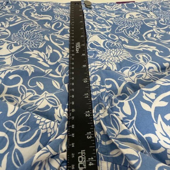 Lane Bryant Tropical Shorts Plus Size 28 Blue White Summer Style Cruise Fashion - Picture 9 of 12